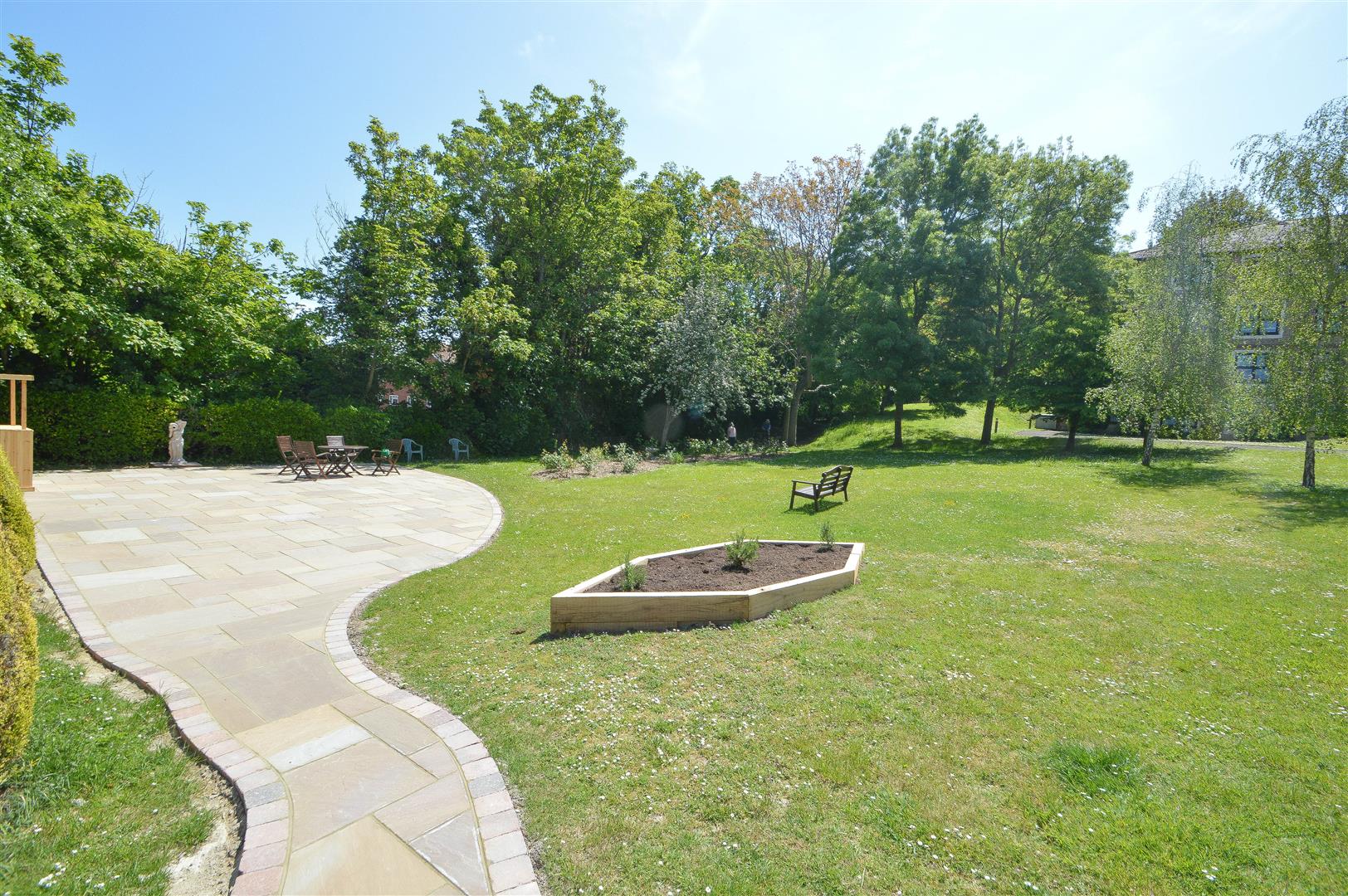 Property Details for Fairfield Road Eastbourne BN20 7NF Town Property Estate Agents